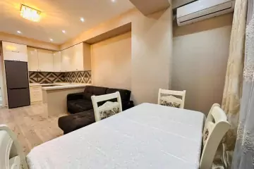 Aylıq Kirayə Yeni Tikili Gənclik Mallda