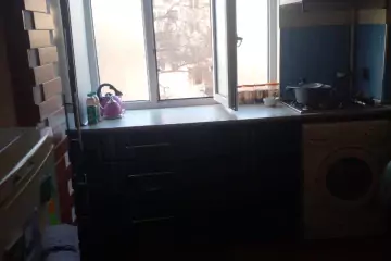 Satılır Köhnə Tikili Bakıxanovda