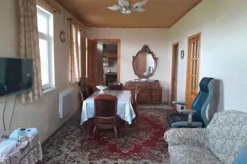 Satılır Həyət Evi Buzovnada
