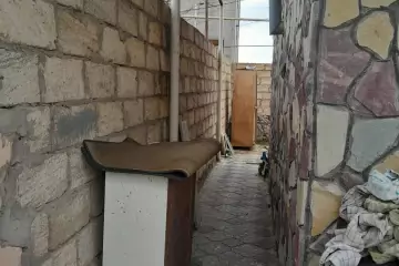Satılır Həyət Evi Buzovnada