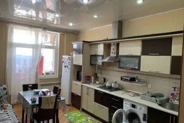 Satılır Yeni Tikili Yeni Yasamalda
