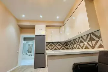 Aylıq Kirayə Yeni Tikili Gənclik Mallda