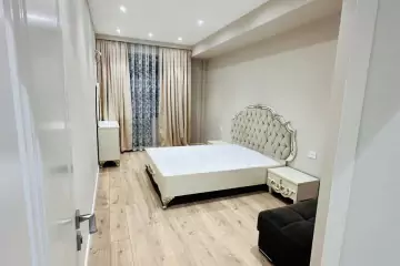 Aylıq Kirayə Yeni Tikili Gənclik Mallda