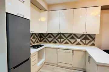 Aylıq Kirayə Yeni Tikili Gənclik Mallda