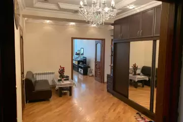Satılır Yeni Tikili Yeni Yasamalda