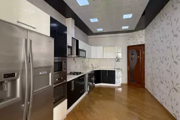 Satılır Yeni Tikili Tbilisi Prospektida