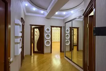 Satılır Yeni Tikili Tbilisi Prospektida