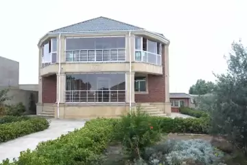 Satılır Həyət Evi Buzovnada