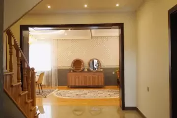 Satılır Həyət Evi Buzovnada