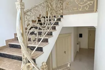 Satılır Həyət Evi Köhnə Günəşlidə