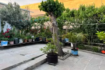 Satılır Həyət Evi Fəhlə Prospekti - Rabocidə
