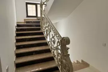 Satılır Həyət Evi Köhnə Günəşlidə