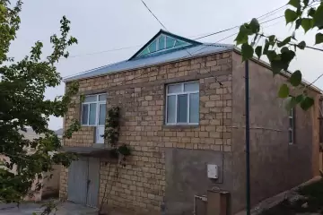 Satılır Həyət Evi Lökbatanda