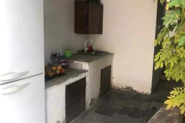 Satılır Həyət Evi Buzovnada