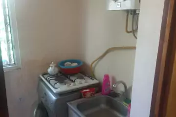Aylıq Kirayə Köhnə Tikili Elmler Akademiyasıda