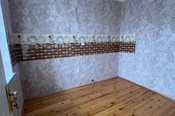 Satılır Həyət Evi Bakıda