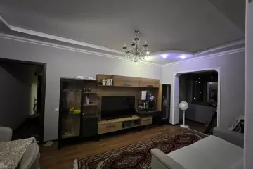 Satılır Köhnə Tikili Yeni Günəşlidə