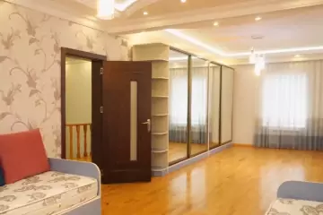 Satılır Həyət Evi Buzovnada