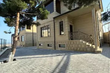 Satılır Həyət Evi Köhnə Günəşlidə