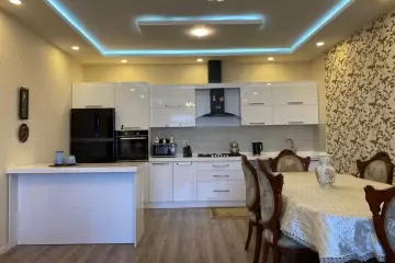Satılır Həyət Evi Buzovnada