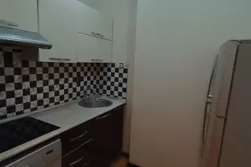 Aylıq Kirayə Yeni Tikili 7-ci Mikrorayonda