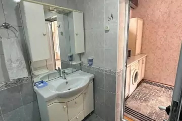 Satılır Həyət Evi Zabrat Qəsəbəsida