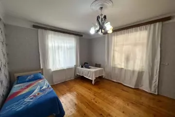 Satılır Həyət Evi Zabrat Qəsəbəsida