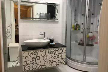 Satılır Yeni Tikili Ağ şəhər Kompleksində