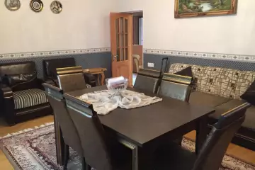 Satılır Həyət Evi Novxanıda