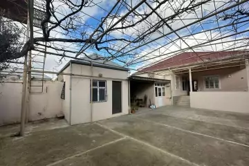 Satılır Həyət Evi Zabrat Qəsəbəsida