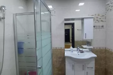 Satılır Yeni Tikili 8-ci Kilometrdə