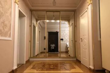 Satılır Yeni Tikili Ağ şəhər Kompleksində