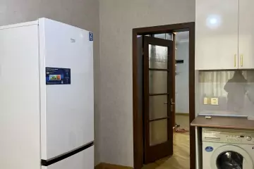 Aylıq Kirayə Yeni Tikili Elmler Akademiyasıda