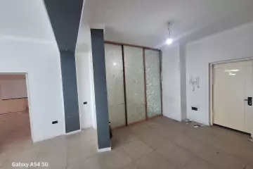 Satılır Yeni Tikili Beşmərtəbədə
