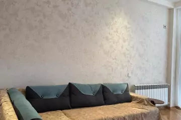 Aylıq Kirayə Yeni Tikili Elmler Akademiyasıda