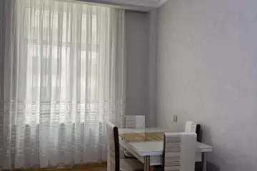 Aylıq Kirayə Yeni Tikili Elmler Akademiyasıda