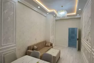 Satılır Yeni Tikili Dostluq Kinoteatrında
