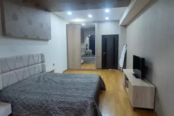 Satılır Yeni Tikili 8-ci Kilometrdə