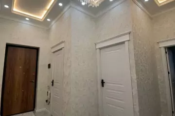 Satılır Yeni Tikili Dostluq Kinoteatrında
