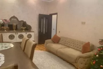 Satılır Həyət Evi Hökməlidə