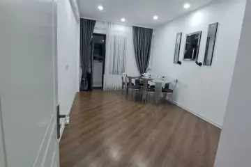 Satılır Yeni Tikili 7-ci Mikrorayonda
