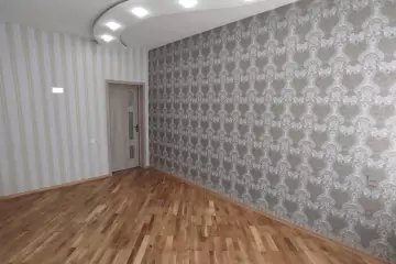 Satılır Yeni Tikili Ağ şəhər Kompleksində