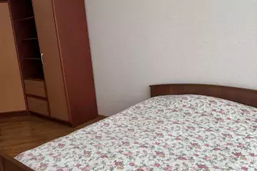 Aylıq Kirayə Yeni Tikili Elmler Akademiyasıda
