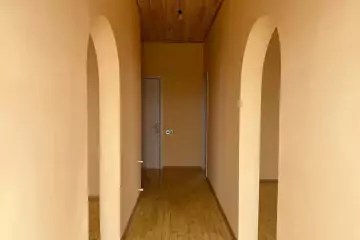 Satılır Həyət Evi Buzovnada