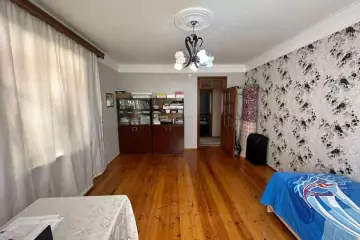 Satılır Həyət Evi Zabrat Qəsəbəsida