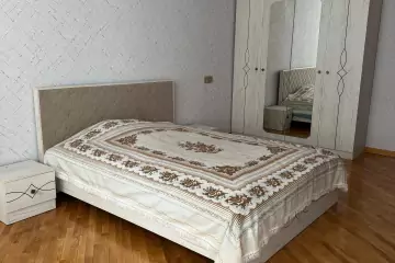 Aylıq Kirayə Yeni Tikili Elmler Akademiyasıda