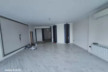 Satılır Yeni Tikili Beşmərtəbədə
