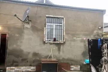 Satılır Həyət Evi Bakıda