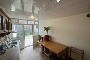 Satılır Həyət Evi Zabrat Qəsəbəsida