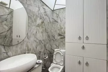 Satılır Yeni Tikili Elmler Akademiyasıda